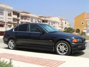 Vendo BMW 320 i Automatico