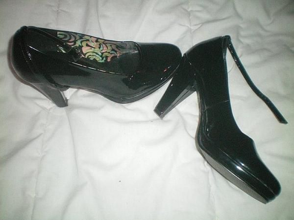 VENDO PRECIOSOS ZAPATOS DE TACÓN TALLA 37