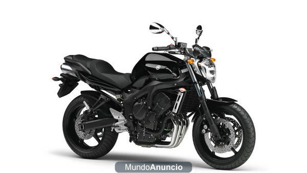 Vendo YAMAHA FAZER 600 CC 98CV COLOR NEGRA‏