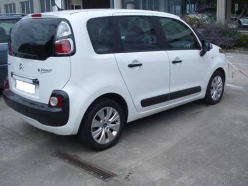 Citroen c3 picasso blanco 1.6 hdi 2011. perfecto estado, uso autovía.