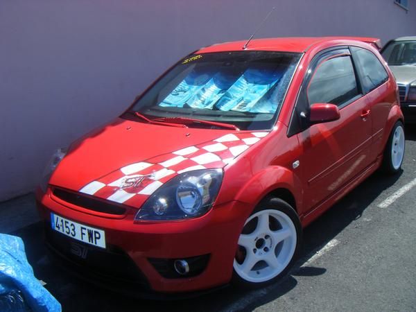 ford fiesta st 2.0