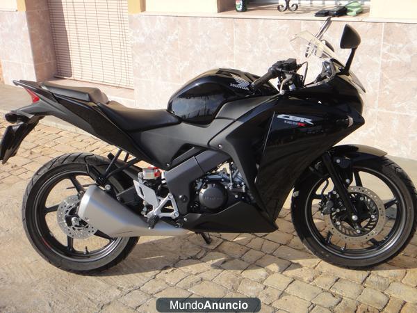 honda cbr 125 cc 573 km no llega al año