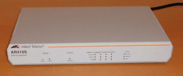 Router Allied Telesyn AR410S. Muy buen estado como nuevo