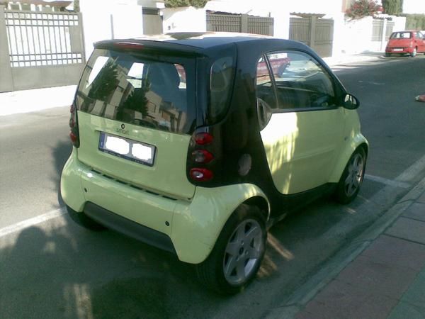 SMART FOR TWO!! 61CV CON TECHO SOLAR!! COMO NUEVO!!MUY CUIDADO, DEL AÑO 2002