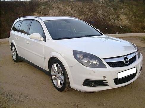 Opel Vectra SW SPORT 3.0 TDCI  V6, CLIMA, SENSOR DE LUCES Y LLUVIA, GPS, PARTRONIK, EL MAS ALTO DE LA GAMA 7.800