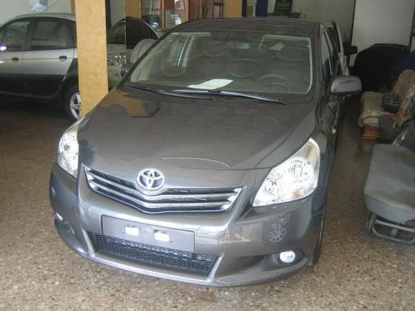 Toyota Verso ADVANCE 