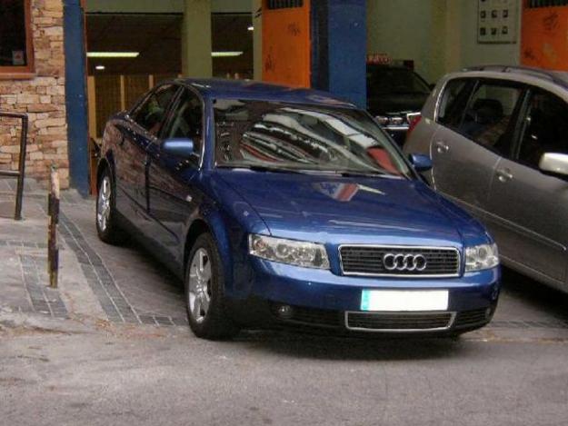 Venta de Audi A4 2.5 TDI 163 CV '04 en Madrid