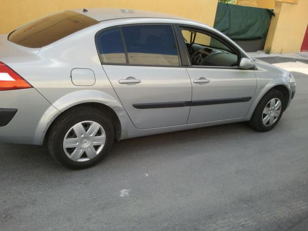 Se vende renault megane sedan confort expression 1.6