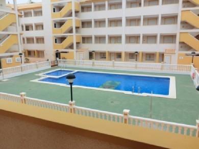 Apartamento con 2 dormitorios se vende en La Manga del Mar Menor, Costa Calida