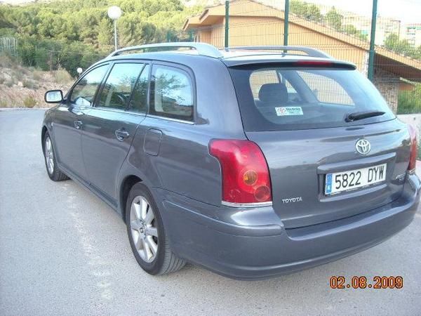 Toyota Avensis Wg. 2.0 D-4D Sol 76.000 km  2006