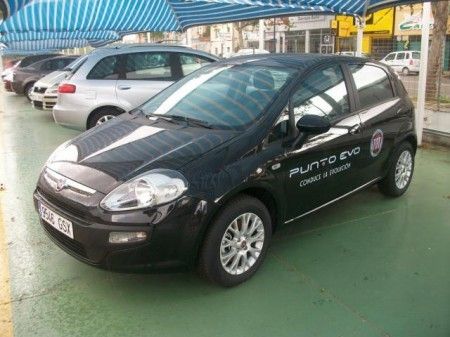 FIAT PUNTO EVO 1.3MJT DYNAMIC 90 - Madrid