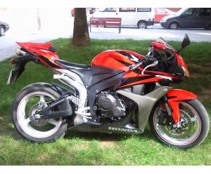 HONDA CBR 600 RR