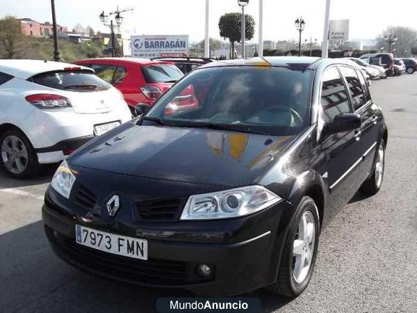 Renault Mégane Berlina Emotion 1.6 110 CV