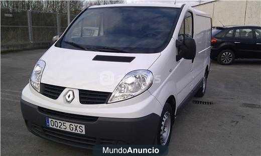 Renault Trafic Furgon 27 Corto normal dCi 11