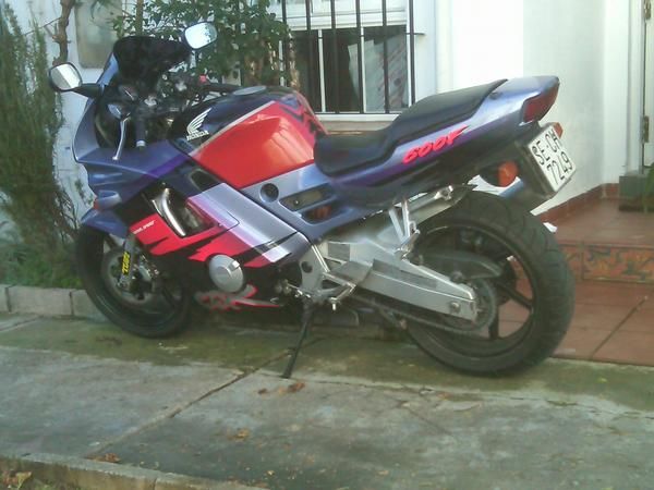 Honda CBR 600 F2