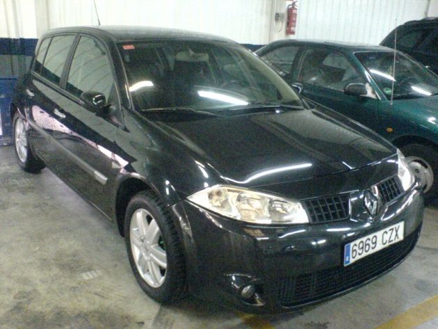 RENAULT Megane Sedan 1.9DCI C. Dynam.