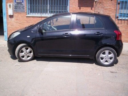 TOYOTA YARIS YARIS 1.3 VVT-I SOL  - Sevilla