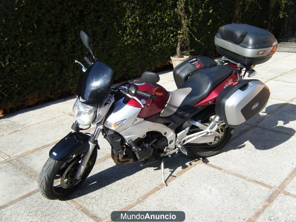 Suzuki GSR-600