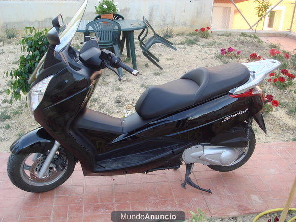 VENDO HONDA S-WING 125 C.C.