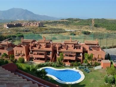 Apartamento con 4 dormitorios se vende en Estepona, Costa del Sol