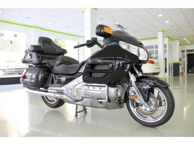 Honda GL 1100 Gold Wing gasolina en venta en Castuera (Badajoz)