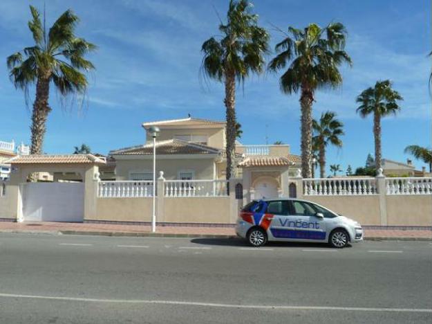 DoÃ±a  pepa   - Detached villa - DoÃ±a  pepa - CG13368   - 4 Habitaciones   - €549999€