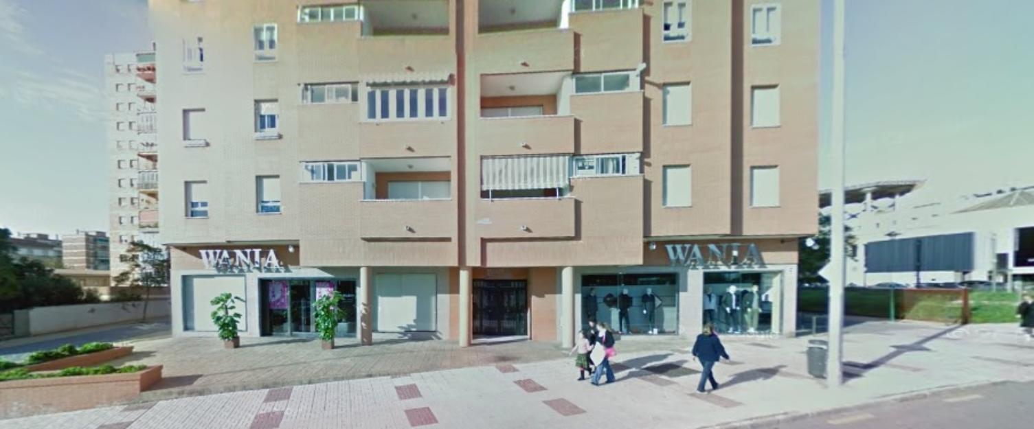 Local Comercial de 740 m2 en avenida Juan XXIII Malaga