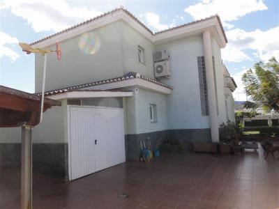 4b  , 2ba   in Oliva,  Valencia And Costa del Azahar   - 465000  EUR