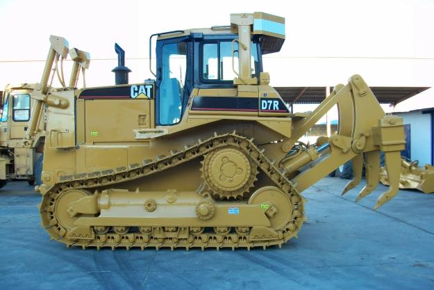 CATERPILLAR D7R BULLDOZERS