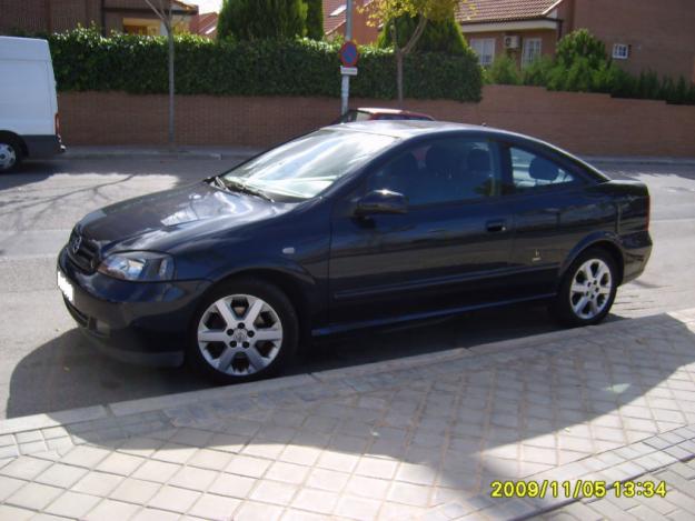 Vendo Astra Coupe 2.2 16v Bertone