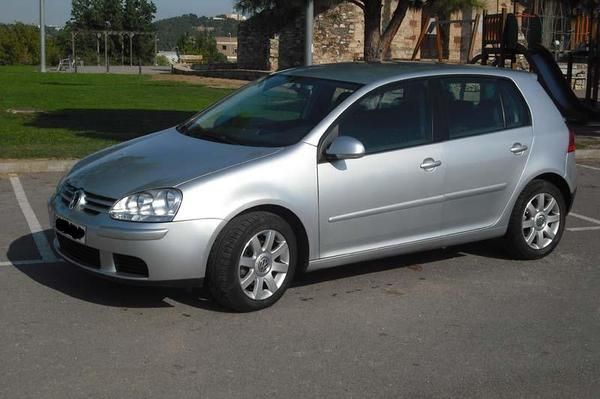 VENDO GOLF V - 1.9 TDI 105 CV - 5 PUERTAS