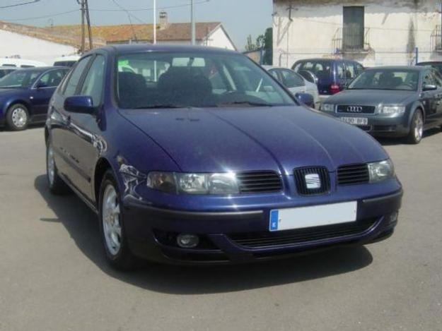 Venta de coche Seat LEON 1.9 110CV. 5P. '00 en Parets Del Vallès