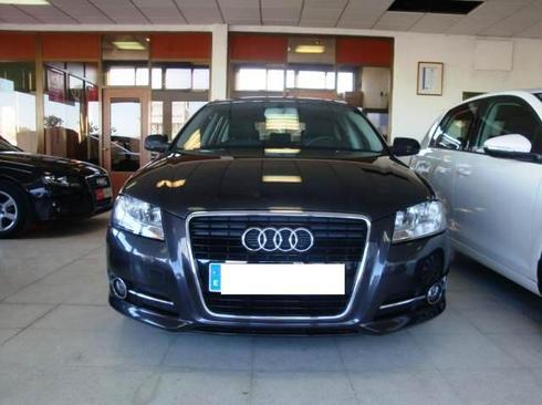 Audi A3 Sportback Attraction  S- TRONIC 1.6 tdi 105 cv