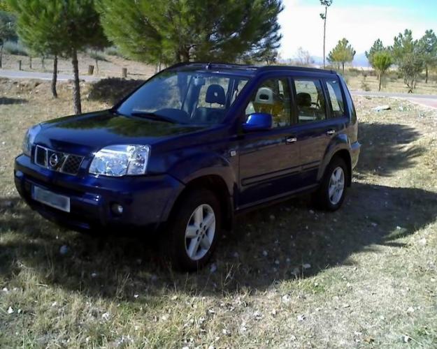 NISSAN X-TRAIL 2.5 AUTOMATICO