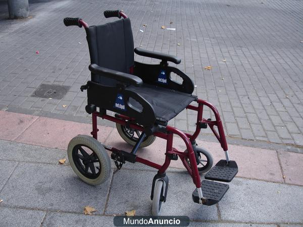 VENDO SILLA DE RUEDAS