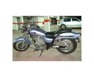 SUZUKI MARAUDER 250