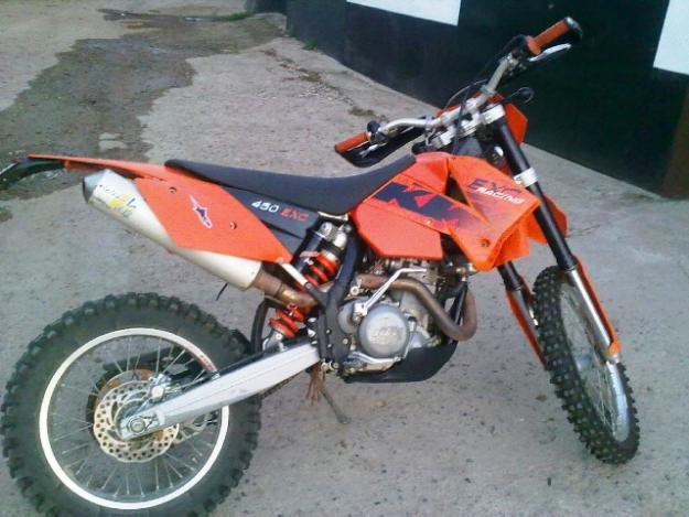 KTM 450 EXC 2007 En Rodaje.