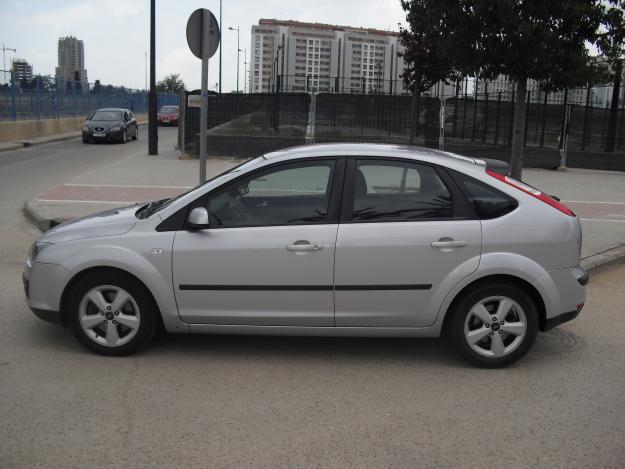 Vendo Ford Focus Tdci 100 CV 5 puertas