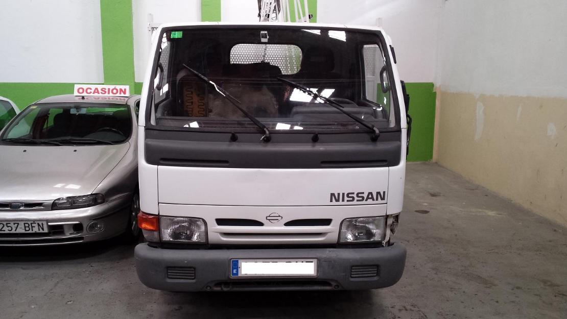 Camion nissan cabstar  e. 75 media caja  ! ! o c a  s i o n !!