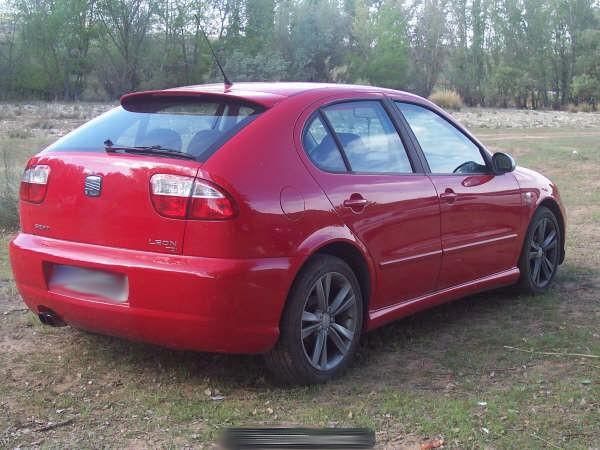 VENDO SEAT LEON FR 150 CV ROJO 