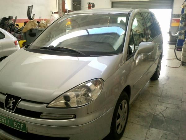 MONOVOLUMEN PEUGEOT 807 2.2HDI ALTO DE GAMA