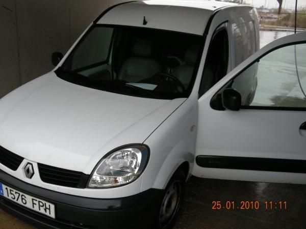 se vende renault kangoo gran volúmen