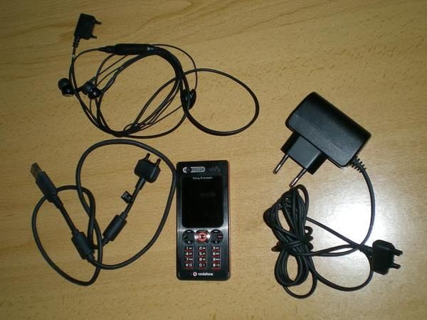 VENDO TELEFONO SONY ERICSSON WALKMAN