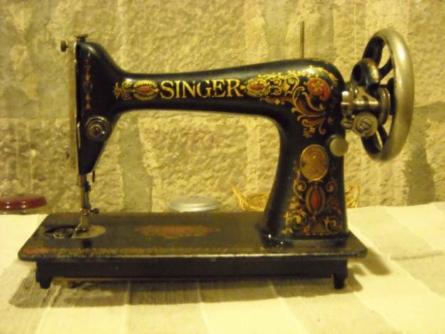 Antigua máquina de coser Singer