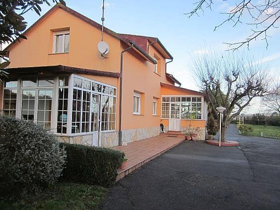 Chalet en Llanera