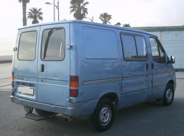 Furgoneta FORD TRANSIT