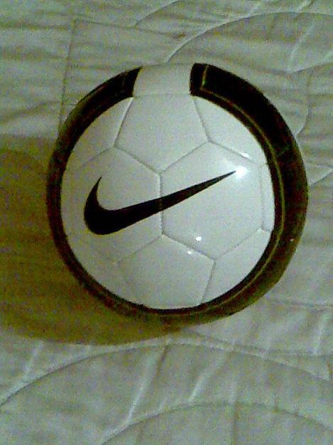 Vendo balon nike T90 Nuevo