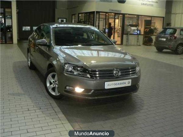 Volkswagen Passat 1.6 TDI 105cv Edition BlueMot