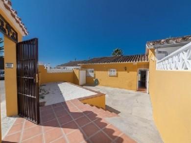 Bungalow con 2 dormitorios se vende en Marbella, Costa del Sol