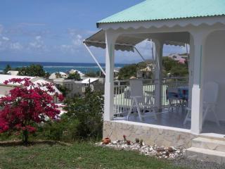 Bungalow : 2/4 personas - junto al mar - vistas a mar - sainte anne (guadalupe)  grande terre  guadalupe